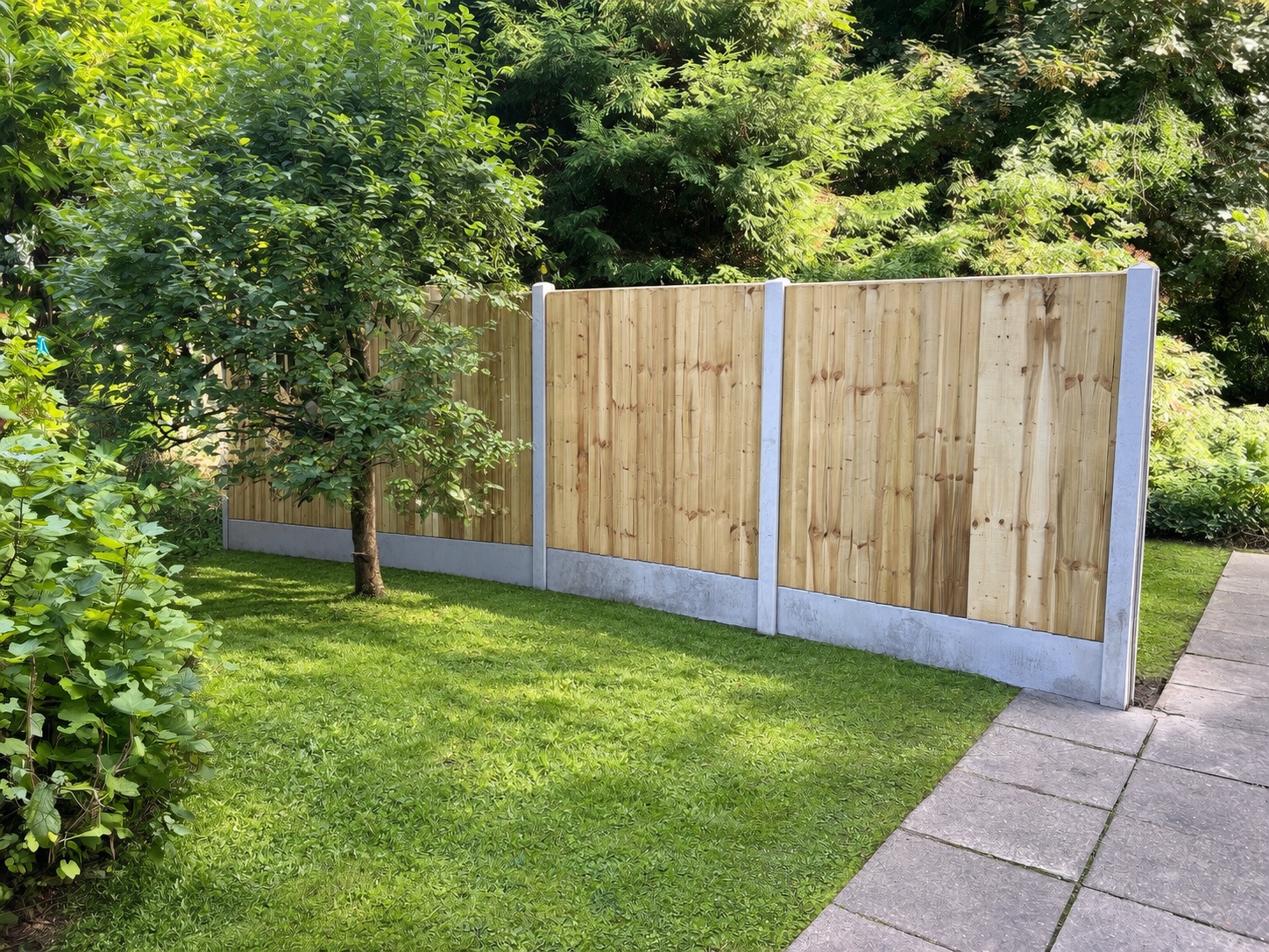 New timber fence with concrete posts fitted by Bob’s Gates